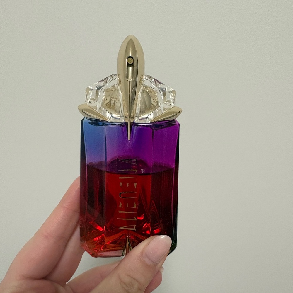 Alien Collectable - Picture 1 of 3